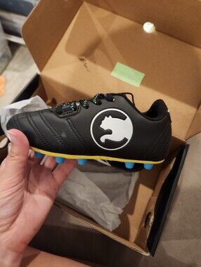 ✨️New ProCat Pitch Soccer Cleat Size 11 Toddler